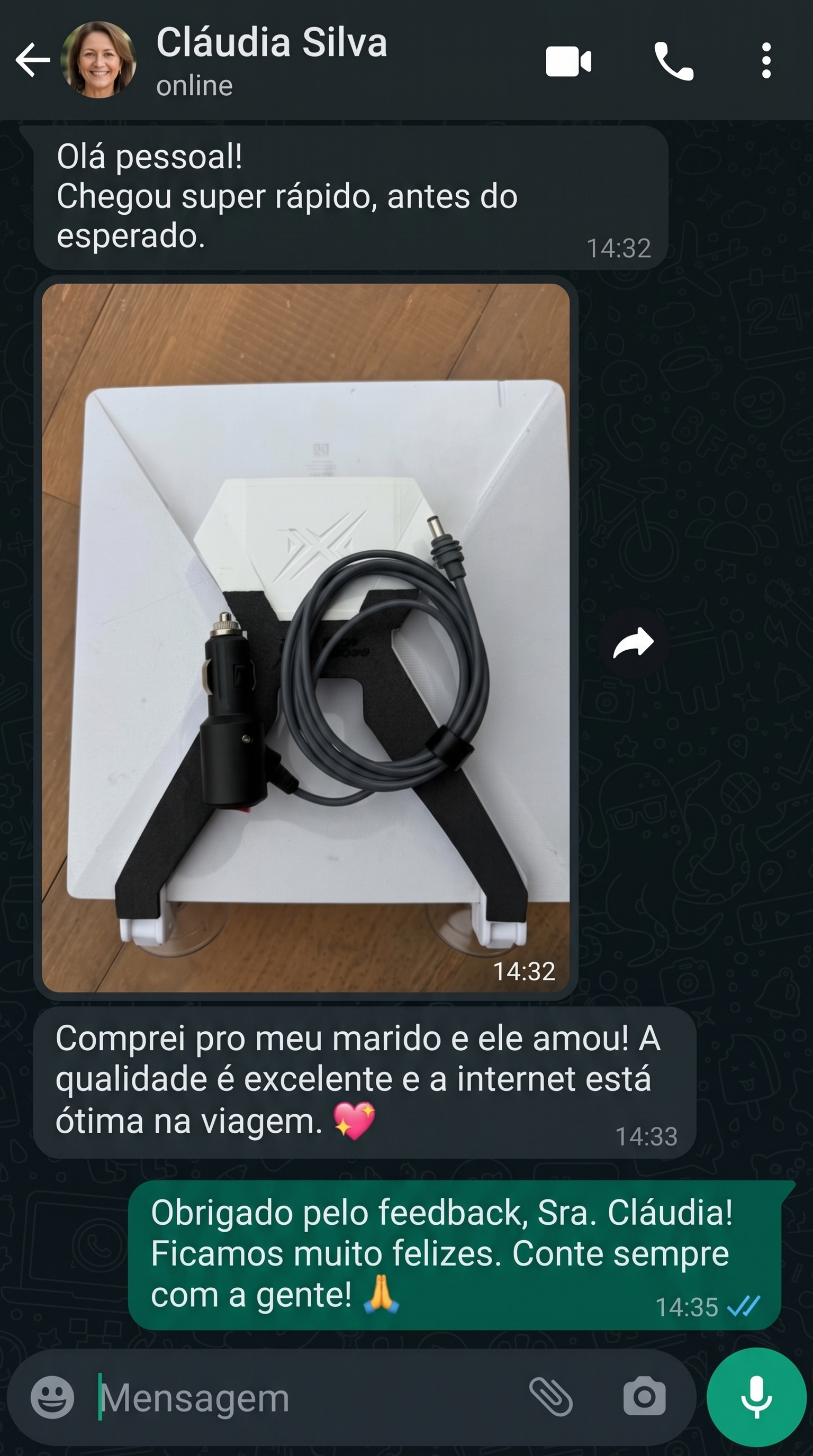 Depoimento de cliente da Star Shopp mostrando o produto recebido